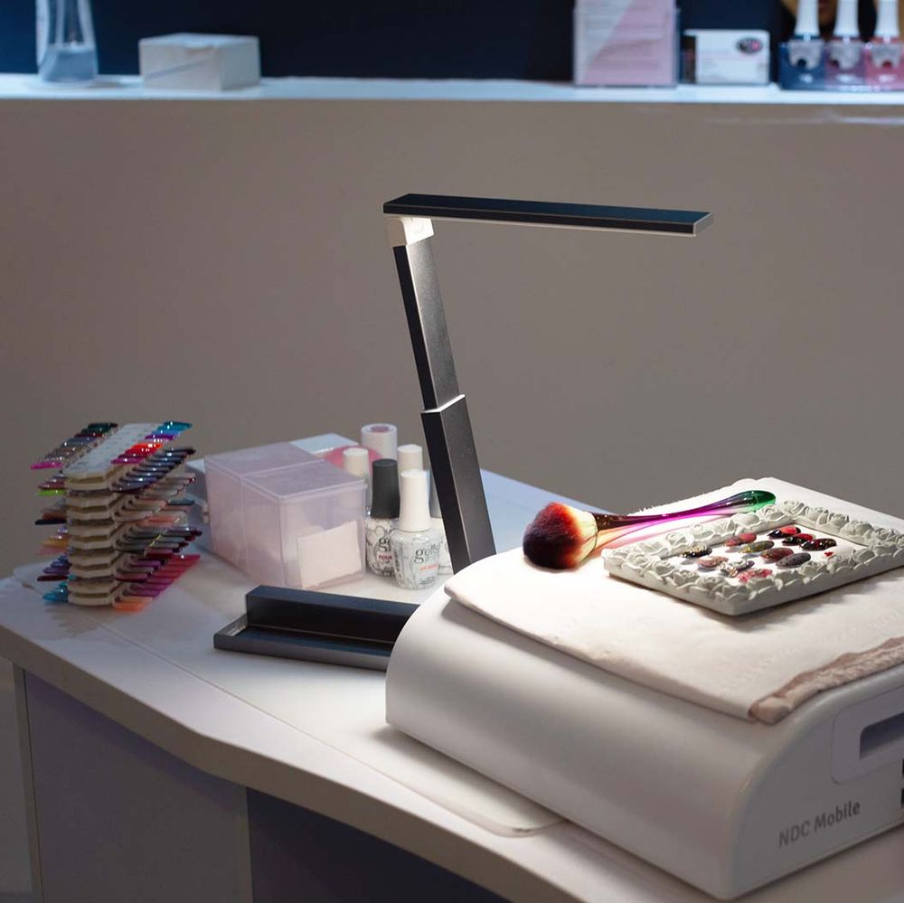 A rechargeable ZigZag Lamp