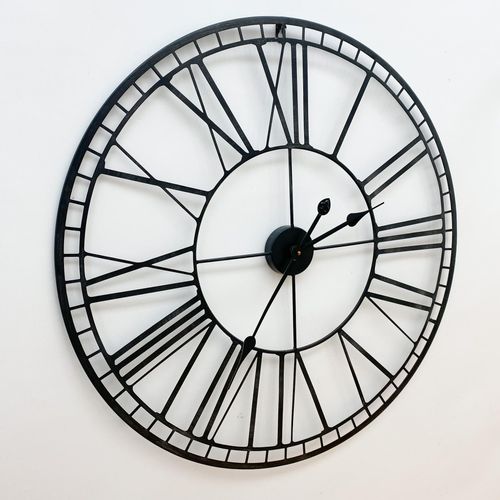 70CM WALL CLOCK WITH ROMAN NUMBERS
